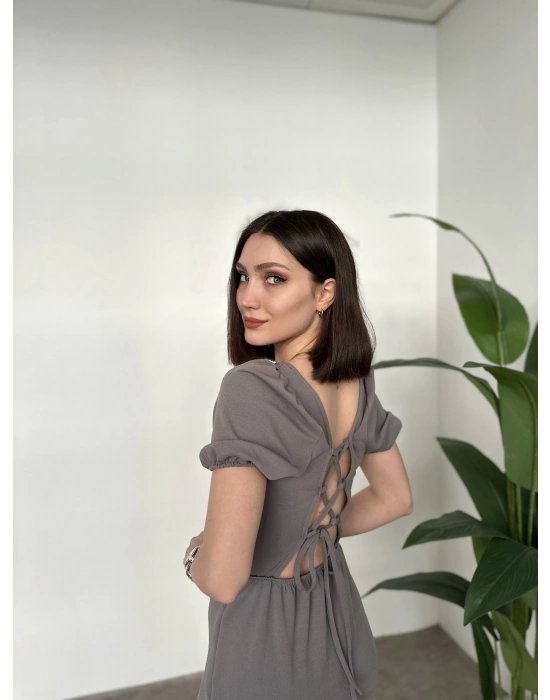 Sırtı Dekolteli Yırtmaç Detay Elbise Gri