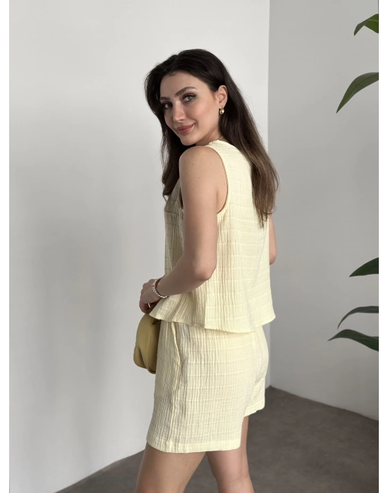 Şortlu bisiklet yaka müslim kumaş takım sarı