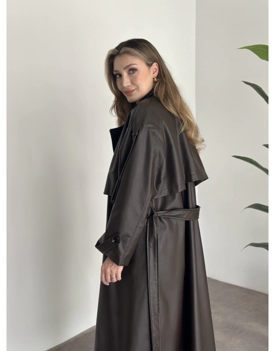 Uzun beli kuşaklı oversize astarlı deri trençkot kahve