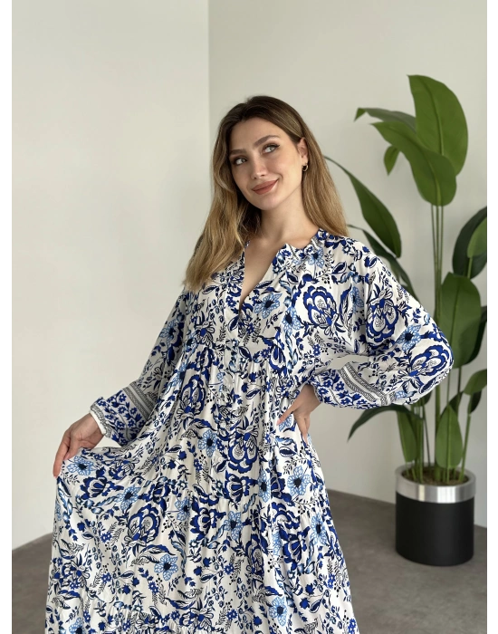 Uzun Boy Dekolte Bol Kesim Pamuklu Viskon Elbise Beyaz Mavi