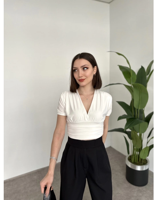 V Yaka Sandy Bluz Beyaz