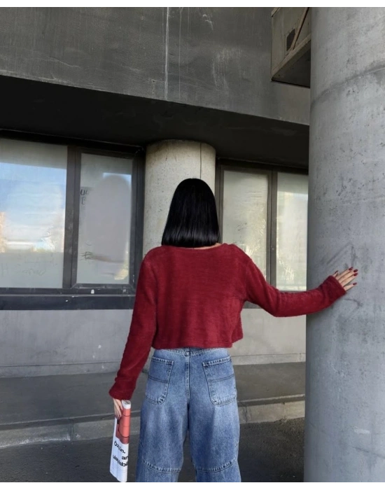 yumuşak tüylü askılı crop ve hırka bordo