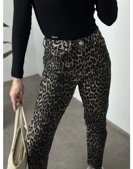 Zr marka kesik paça leopar desen pantolon