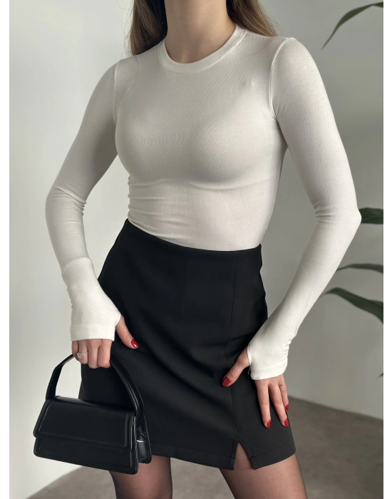 Zr parmak geçirmeli modal kumaş body beyaz