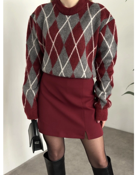 Zr yırtmaç detay şortu etek bordo