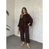 Kendinden kırışık görünümlü oversize takım kahve