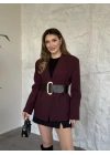 Düğmesiz geniş kemerli blazer ceket bordo