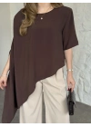 Asimetrik kesim vatkalı dökümlü bluz kahve
