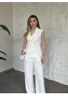 Beli drape detaylı gold düğmeli kuşaklı takım beyaz
