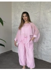 Kendinden kırışık görünümlü oversize takım pembe