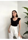 Askı Detaylı Volanlı İthal Sandy Bluz Siyah