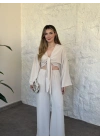 Bağlamalı crop üst rahat kesim pantolon takım Krem