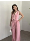 Beyaz şeritli crop boy yelekli takım pembe
