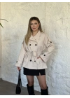 çift düğme dik yaka kuşaklı ara boy trenç açık krem