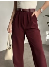 Enine boyuna likralı kemerli pantolon bordo