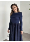 Geniş etekli önü büzgü detaylı muadil elbise lacivert