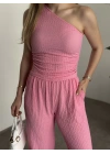 Gofre kumaş tek omuz detaylı takım pembe
