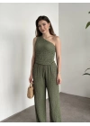 Gofre kumaş tek omuz detaylı takım yeşil