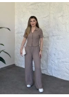 Gömlek yaka düğmeli gofre takım bej