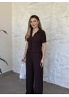 Gömlek yaka düğmeli gofre takım kahve
