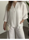 Kimona düğmeli takım beyaz