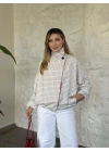 Kırmızı yaka detaylı çizgili ceket