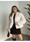 Kruvaze yaka astarlı kürklü mont beyaz