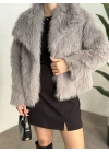 Kruvaze yaka astarlı kürklü mont gri