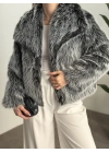 Kruvaze yaka astarlı kürklü mont kırçıllı