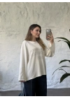 Oversize basic taş baskılı sweatshırt beyaz