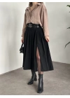 Piliseli yırtmaçlı uzun etek siyah