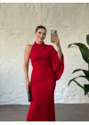 Ruby drapeli pelerin elbise kırmızı