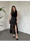 Saten dantel garnili uzun etek siyah