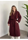 Uzun düğmeli beli kuşaklı oversize astarlı trençkot bordo