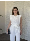 Vatkalı crep kumaş belden kuşaklı tulum beyaz