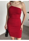 Yanları büzgülü aksesuar detaylı mini elbise kırmızı