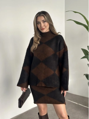 Baklava desenli şardonlu etekli takım kahve