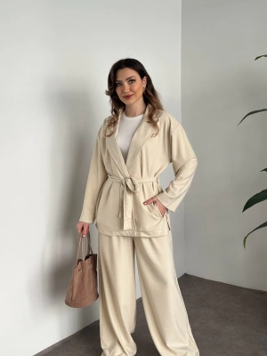 Belinden kuşaklı kimona takım krem
