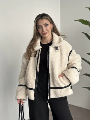 Biye detaylı içi astarlı teddy mont taş