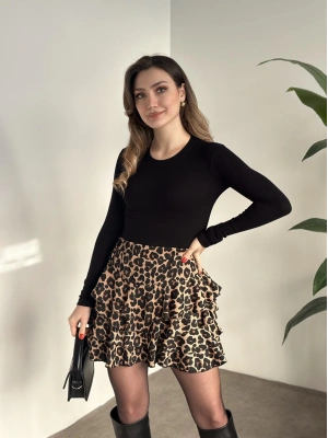Bürümcük şortlu mini etek leopar