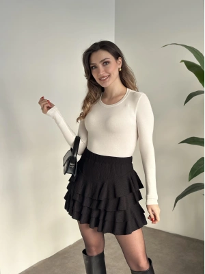 Bürümcük şortlu mini etek siyah