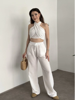 Çapraz bağlama detaylı keten takım beyaz