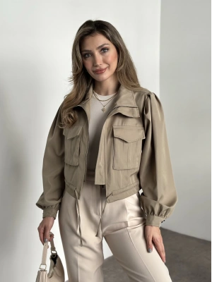 Crop boy cep detaylı yağmurluk ceket haki