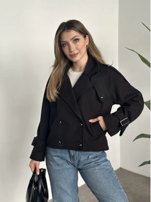 Düğmeli astarlı kısa kaşe kaban siyah