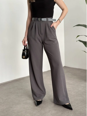 Enine boyuna likralı kemerli pantolon gri