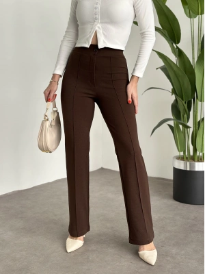 İkonik model enine boyuna full likralı düğmeli pantolon Kahve