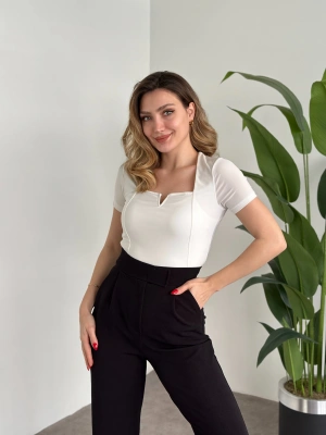 Kare yaka Crop Boy İthal Sandy Kumaş Bluz - Beyaz