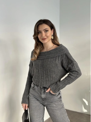 Kayık yaka fitilli yünlü kazak antrasit