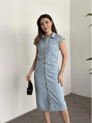 Kısa kollu çıt çıt düğmeli denim elbise açık