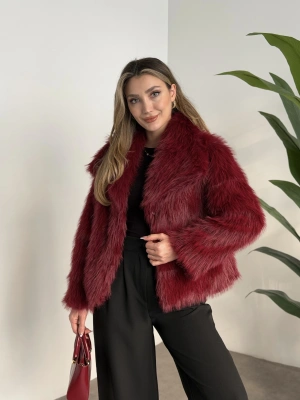 Kruvaze yaka astarlı kürklü mont bordo
